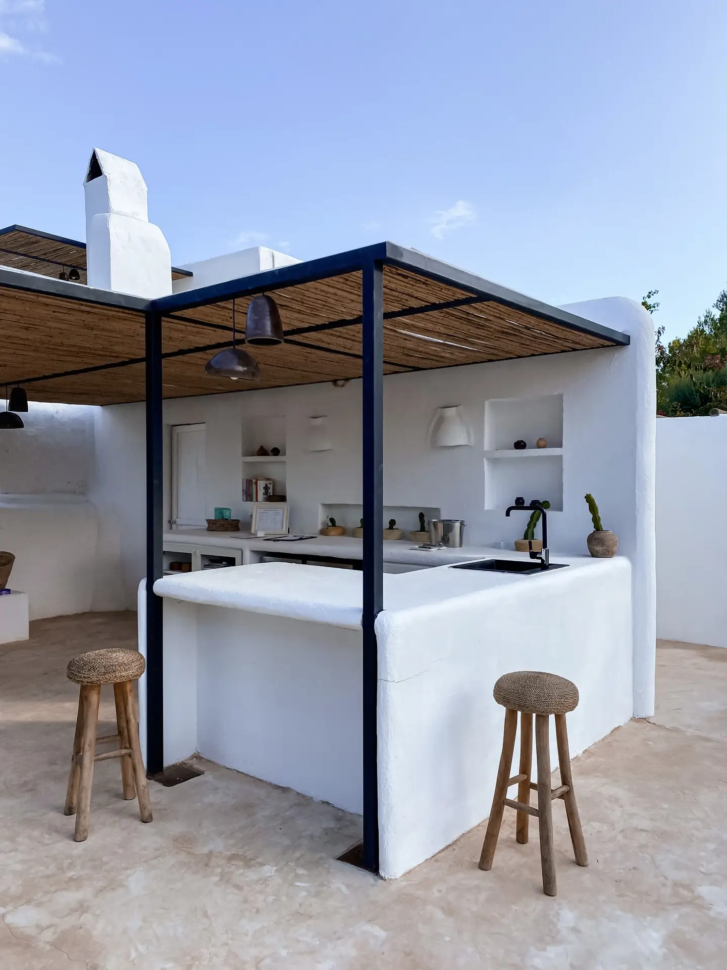 Outdoor Kitchens