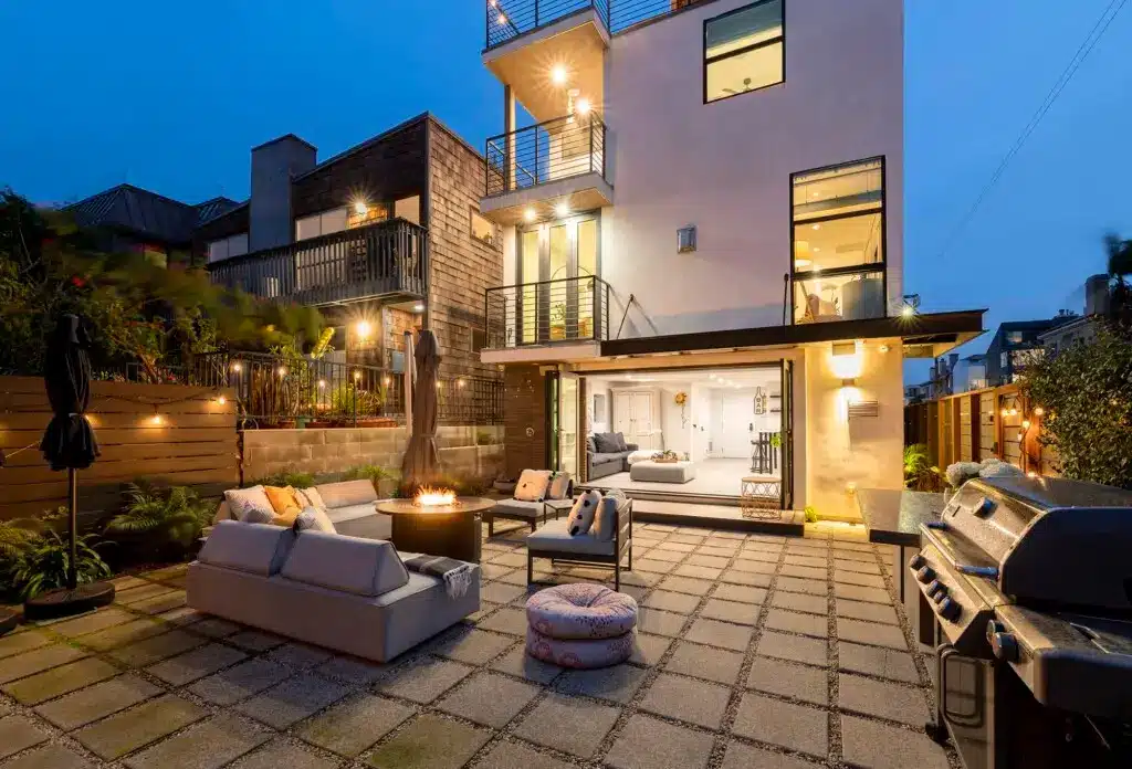 Leveraging 11 Years of Experience: Why Open Air Homes is Your Best Choice for Airbnb Property Management 1 Leveraging 11 Years of Experience: Why Open Air Homes is Your Best Choice for Airbnb Property Management - Open Air Homes Experience Counts