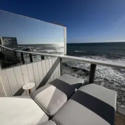 Malibu Breeze - Ocean Front Condo w/ Beach Access by Open Air Homes