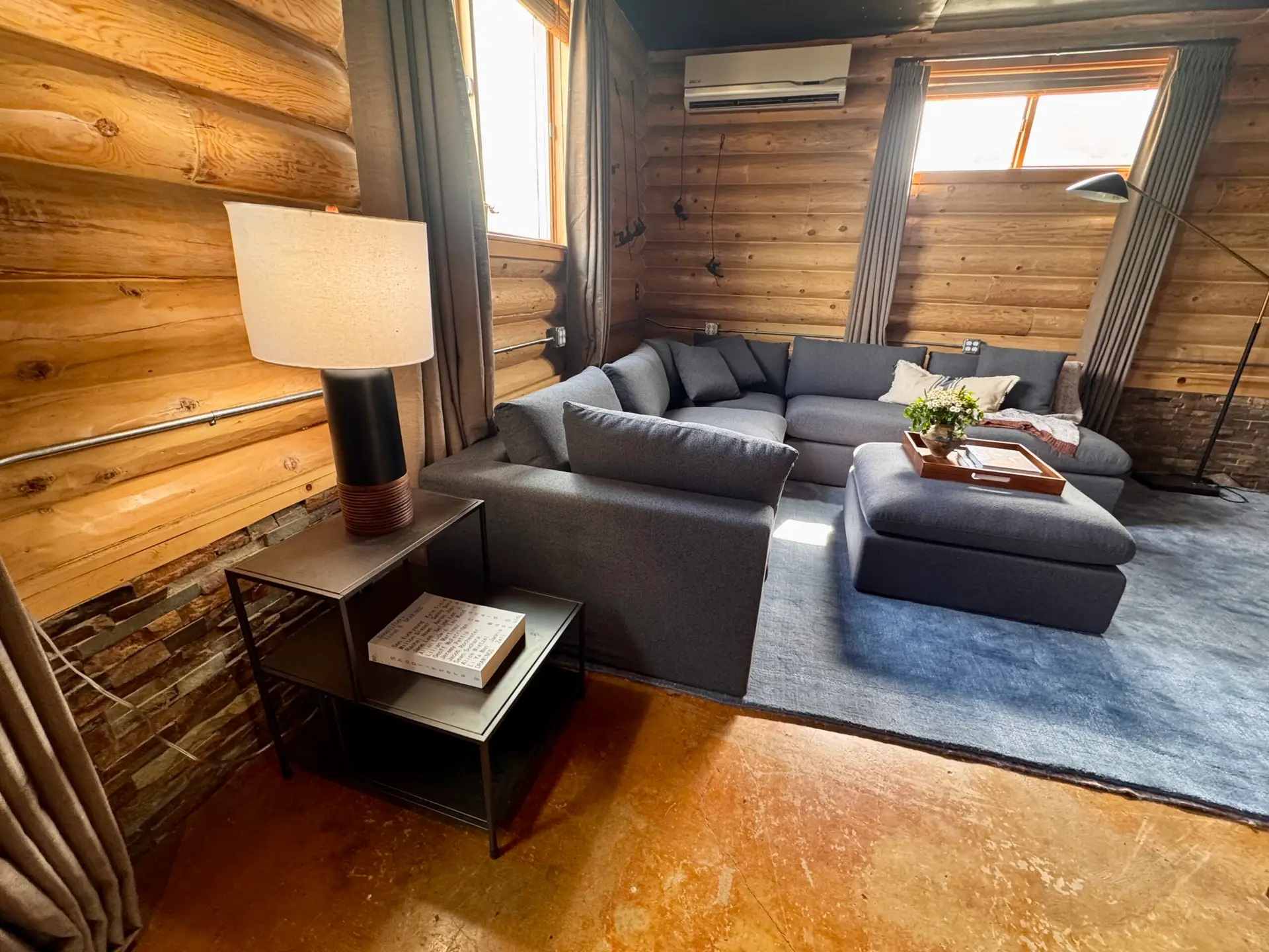 Woodland Hills Airbnb Management