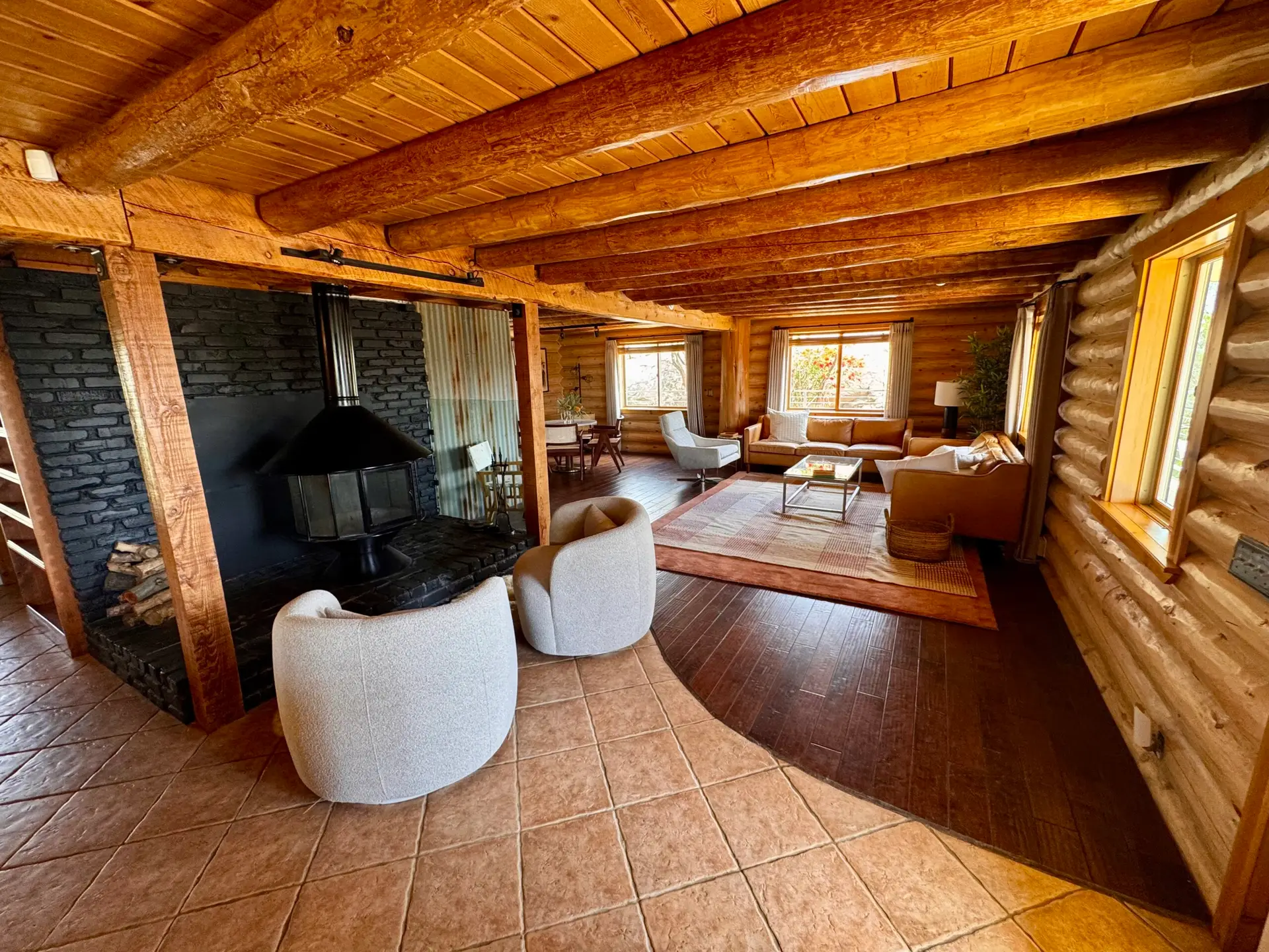 Woodland Hills Airbnb Management