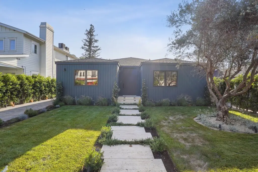 2025 Airbnb First Page Visibility: How We Stay Above the Fold