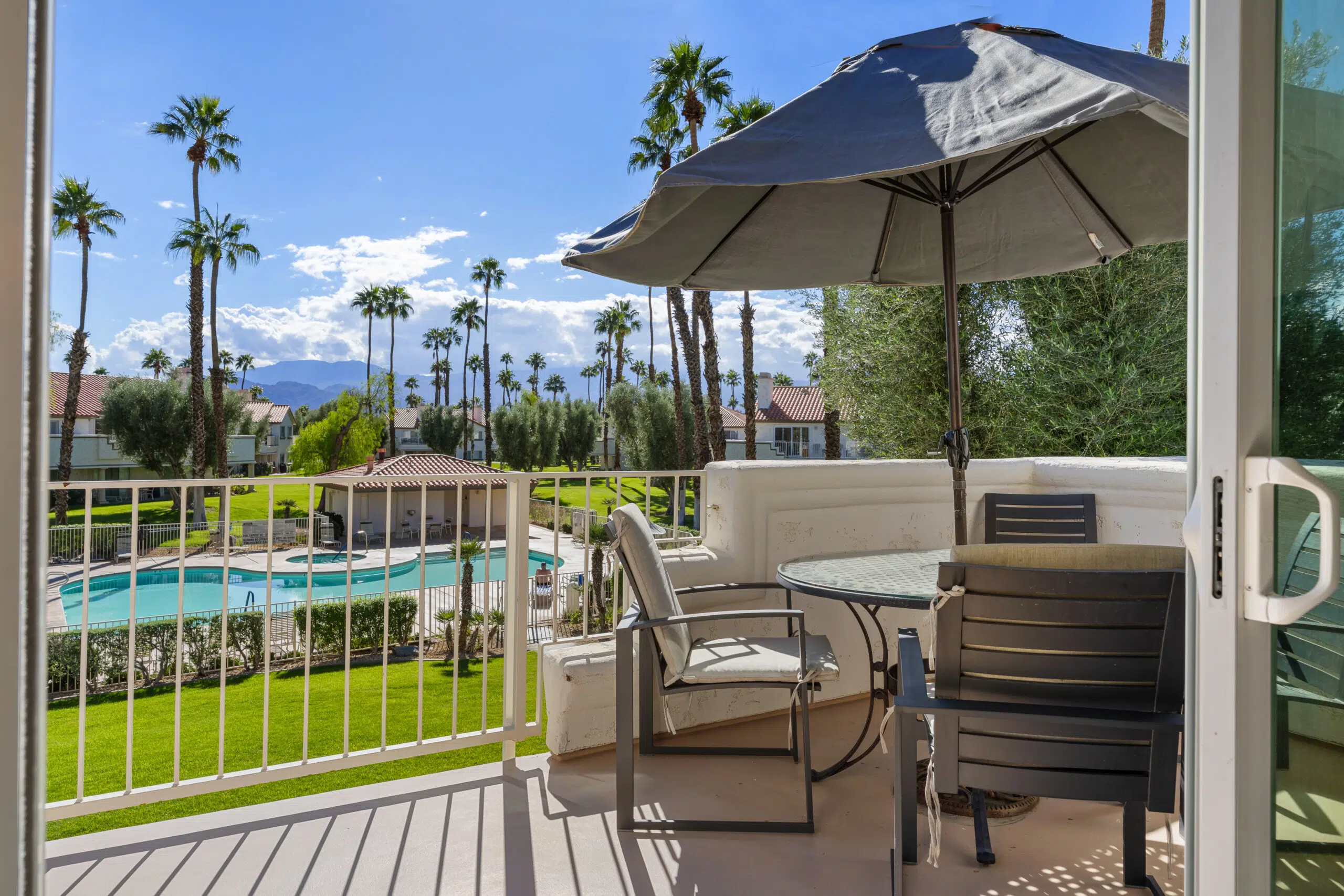 Desert Falls interior