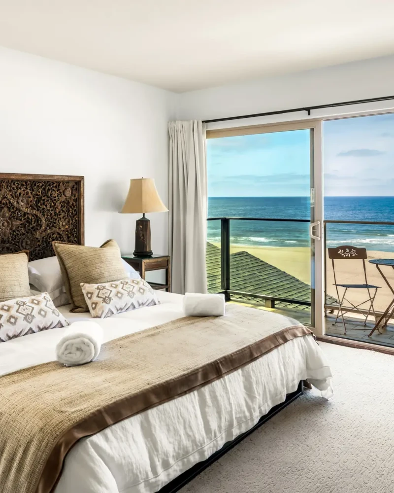 Manhattan Beach Airbnb Management - Bedroom with ocean view at The Triton in Manhattan Beach – Open Air Homes.