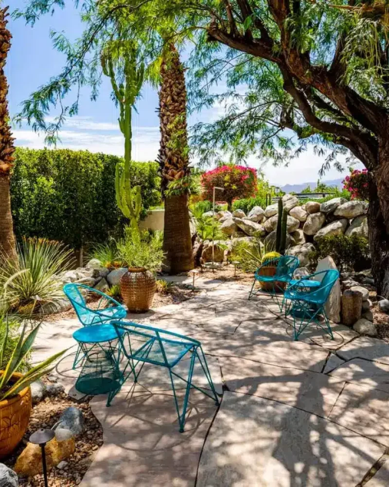 Monthly Vacation Rentals in Palm Springs: An Overview