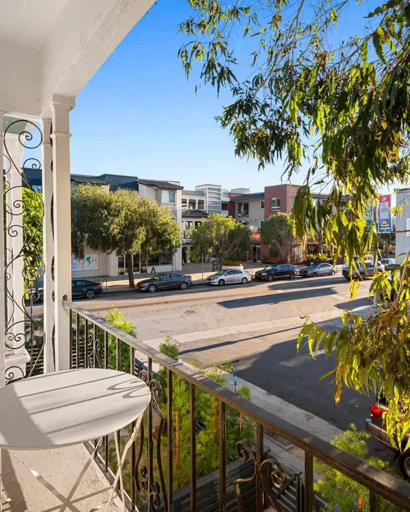 2025 Los Angeles Airbnb Occupancy Rate: Market vs Open Air Homes